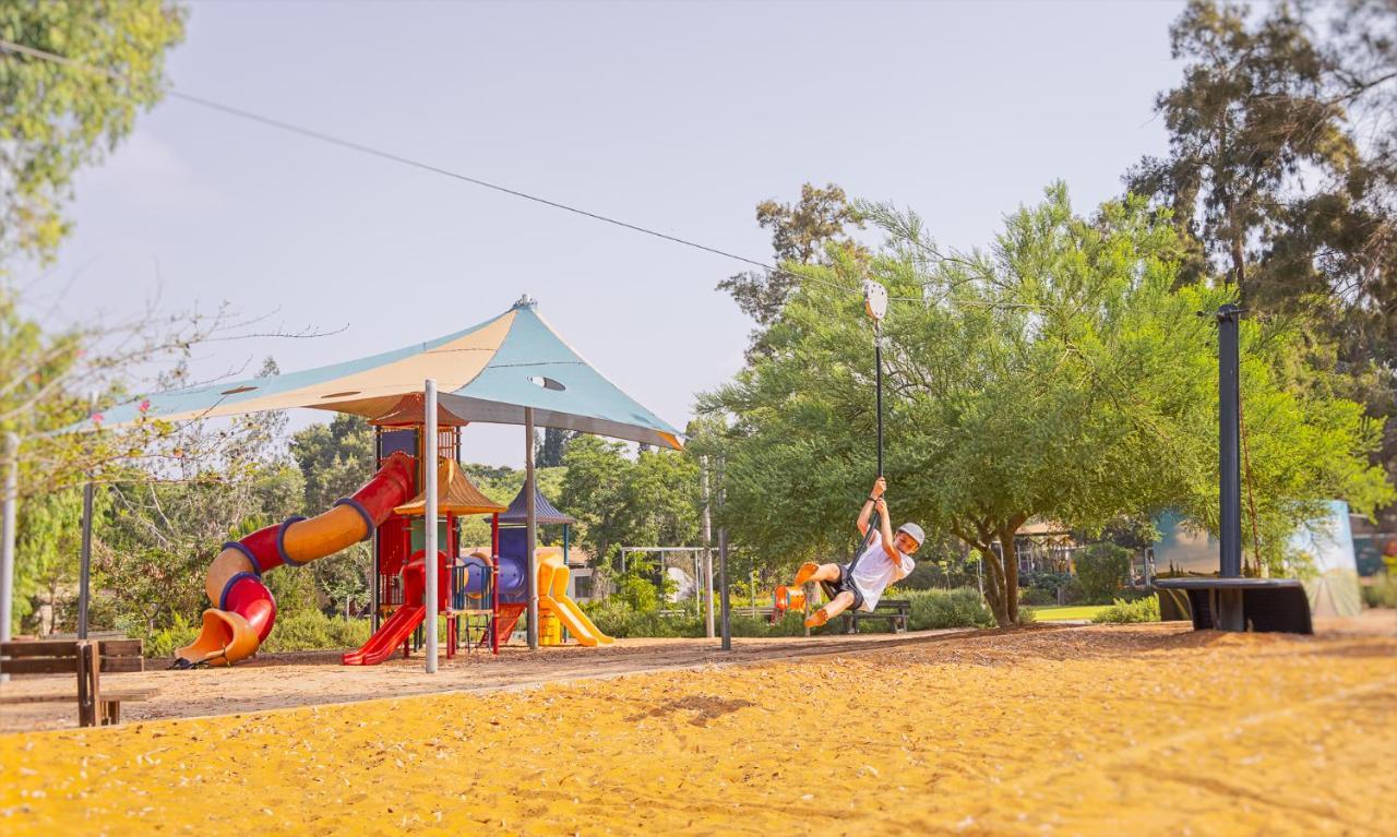 Gvulot - Kibbutz Experience Villa Gevulot Екстериор снимка