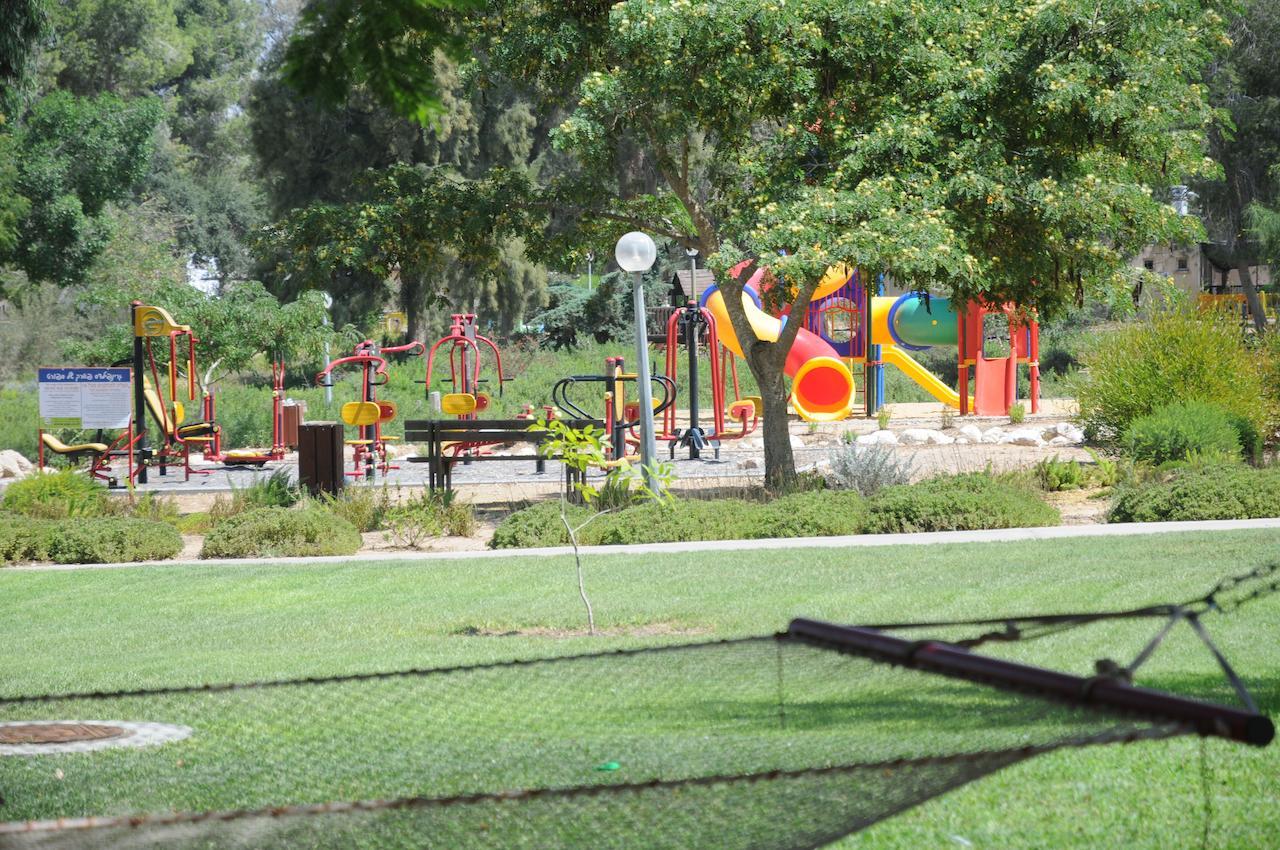 Gvulot - Kibbutz Experience Villa Gevulot Екстериор снимка